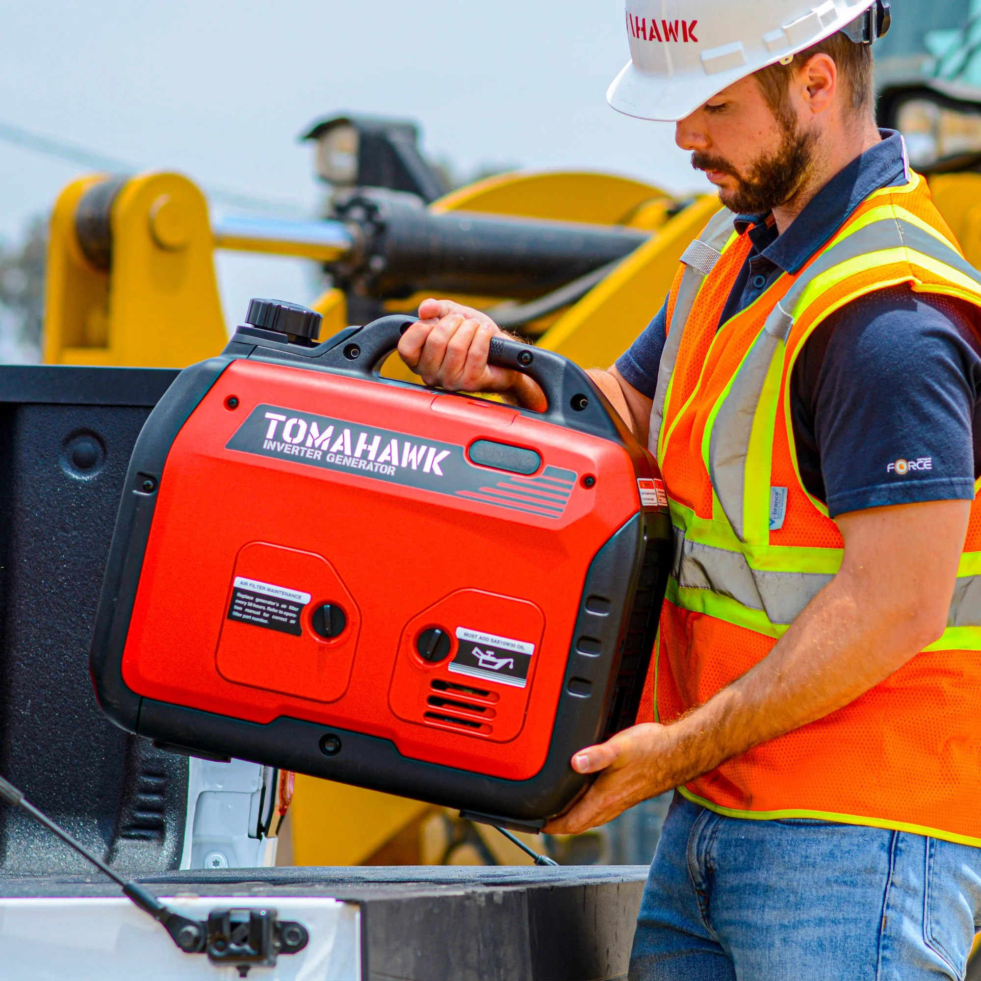 2000 Watt Inverter Generator Super Quiet Portable Gas Power Professional Use - Image 2