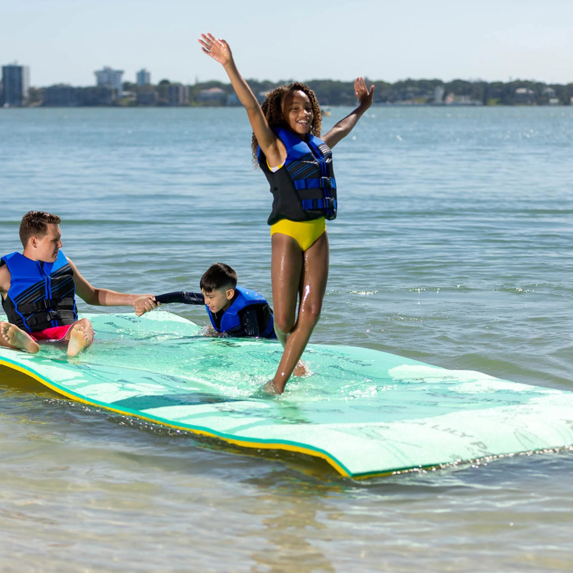Aqua Lily Pad 15 Foot Original Floating Foam Island Bundle w/ Nylon Storage Bag - Image 8