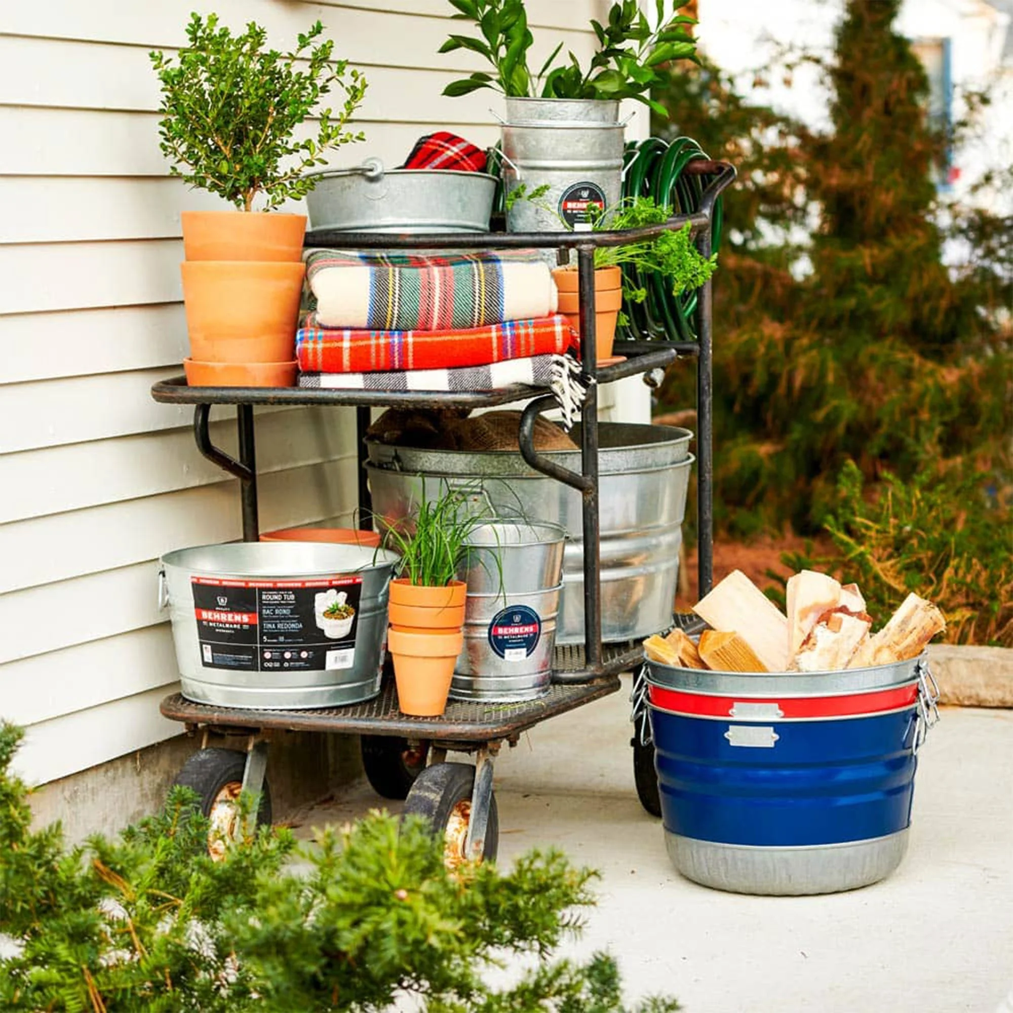 Behrens 9 Gal Galvanized Steel Utility Basket with Wire Handle & Rim, Red Bushel - Image 4