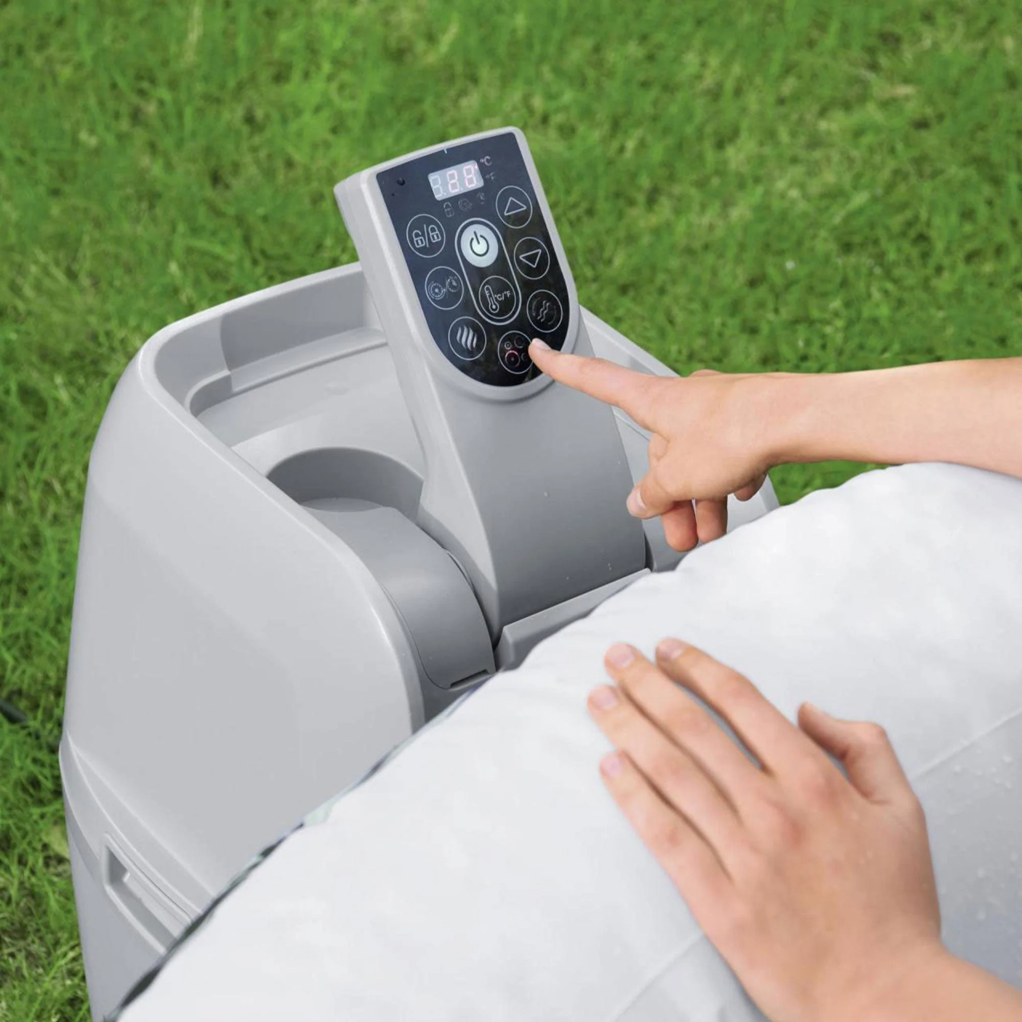 Bestway SaluSpa Aruba AirJet Inflatable Hot Tub with EnergySense Cover, Grey - Image 10