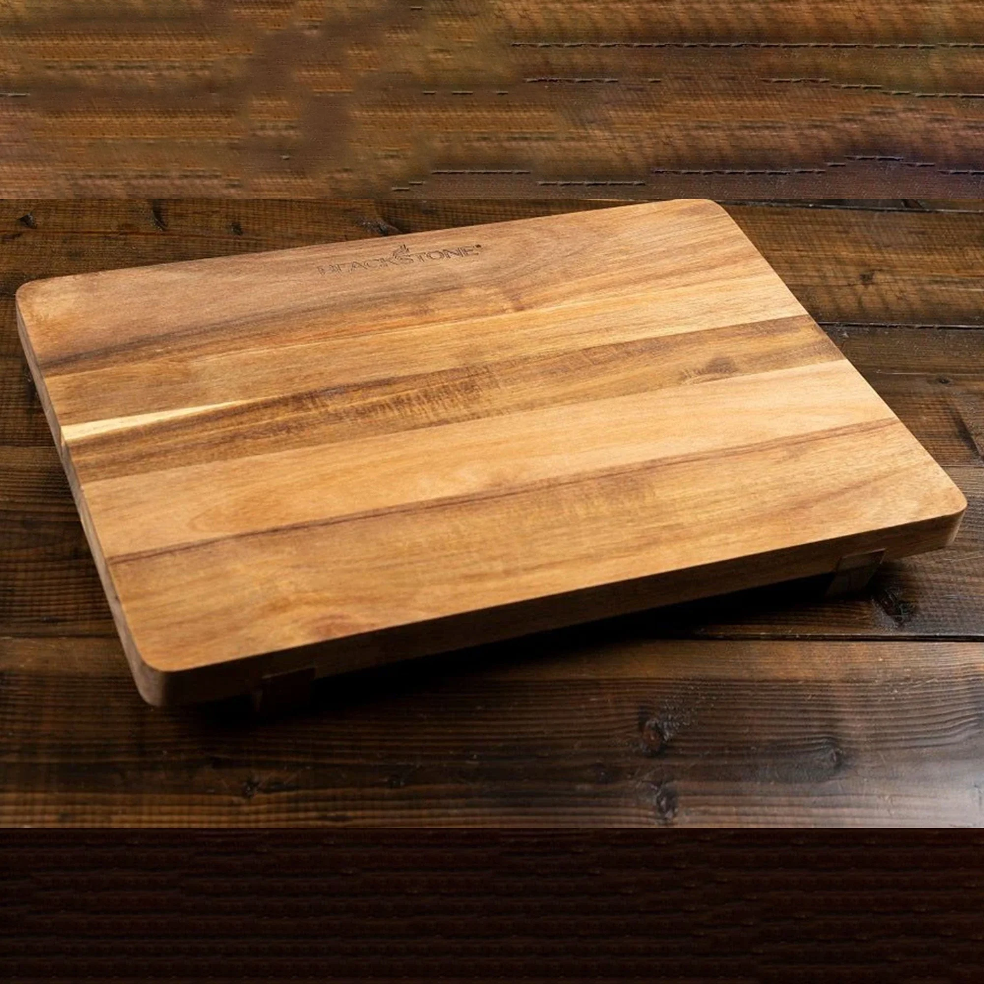 Blackstone Acacia Wood Griddle Cutting Board with Feet, Large, 17 x 12 Inch - Image 5