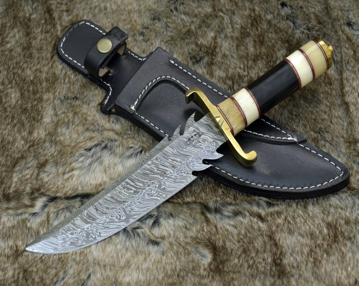 Damascus Bowie Knife with Bone & Horn Handle - Image 3