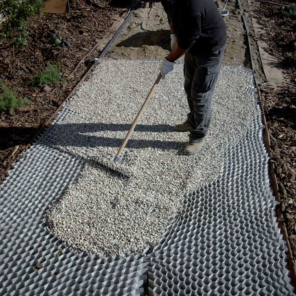DeWitt DuPont GroundGrid Geotextile 3D Honeycomb 5.6oz Land Stabilization System - Image 5