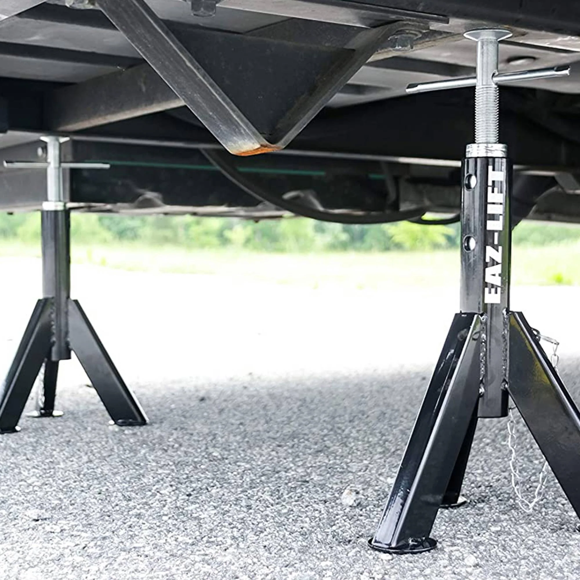 EAZ LIFT Adjustable Telescopic RV Jack, 16" to 30", 6,000 lb Capacity (2 Pack) - Image 3