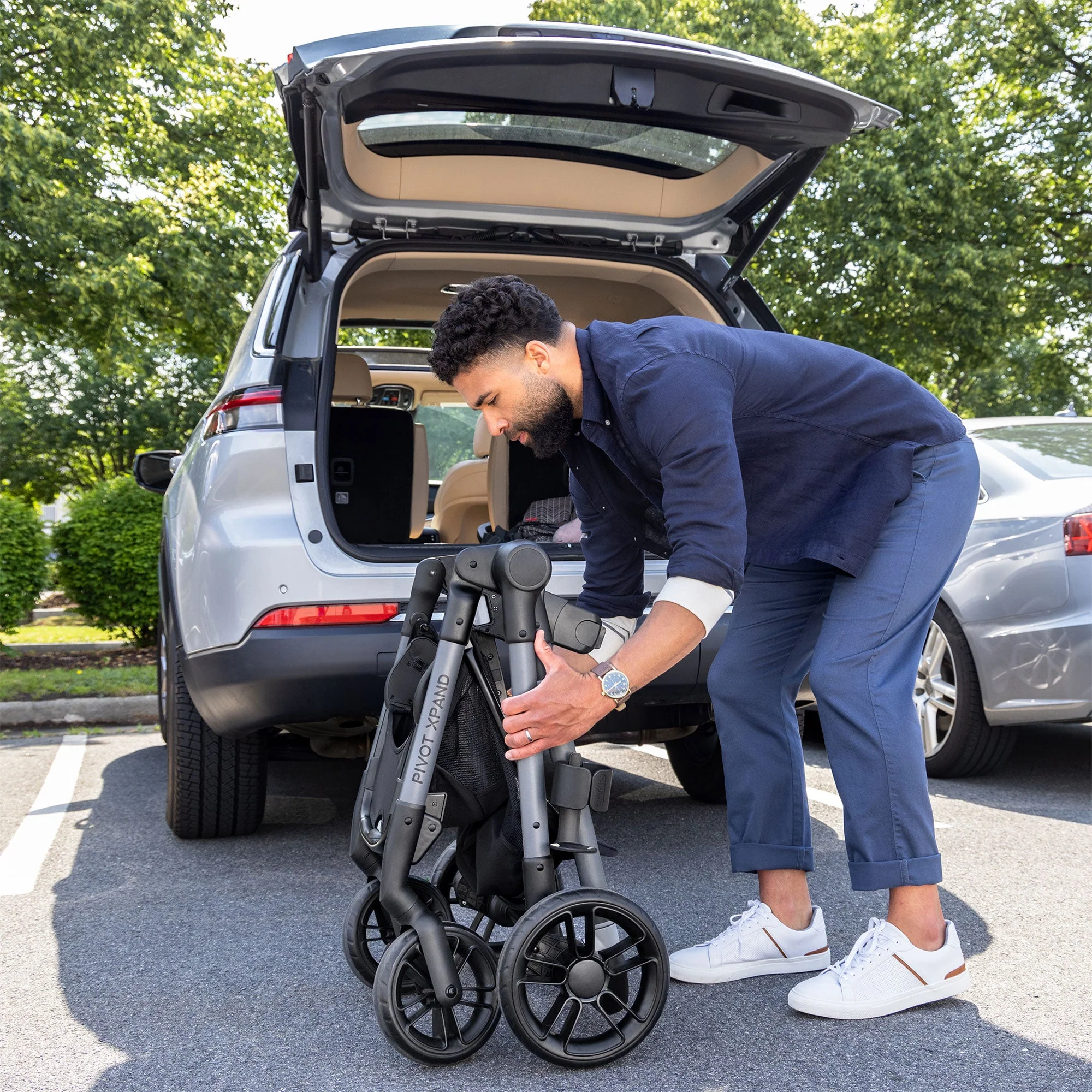 Evenflo Pivot Xpand Modular Travel System w/LiteMax Infant Car Seat, Sabino Gray - Image 11