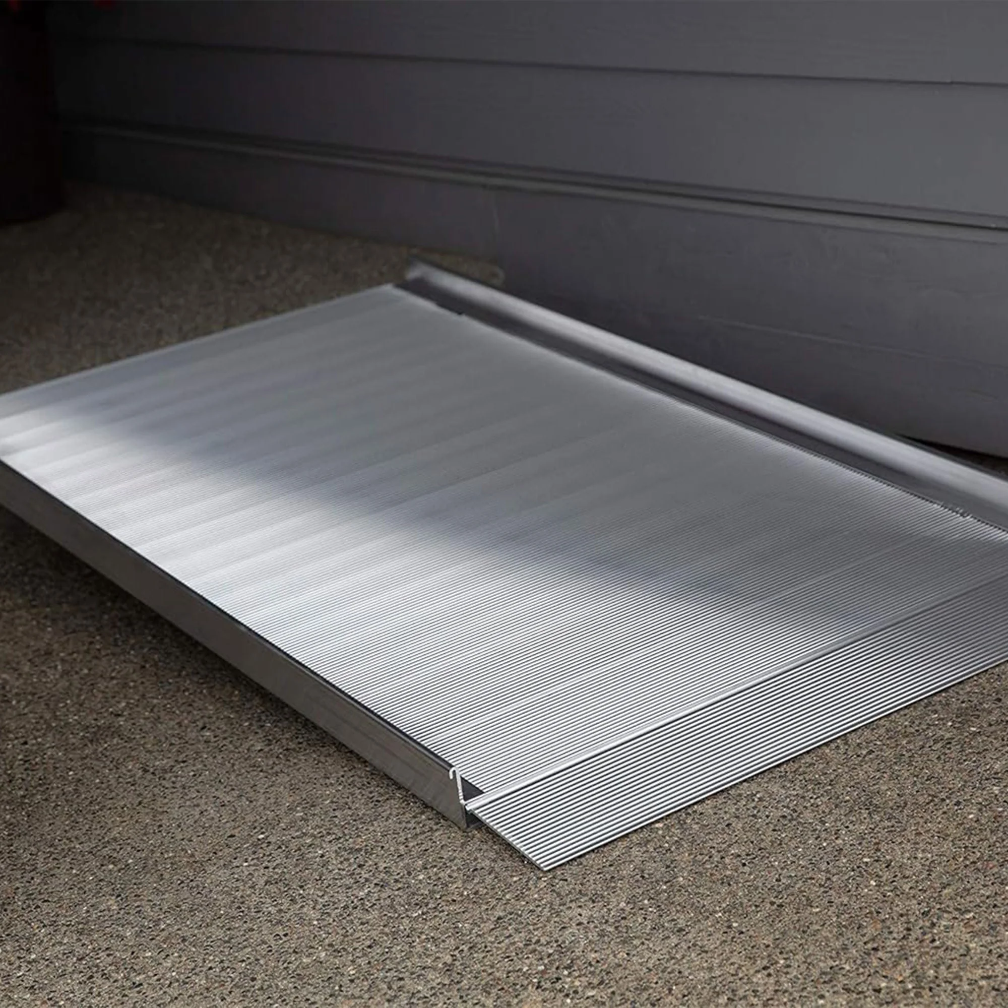 EZ-ACCESS GATEWAY 3G 9 Foot Solid Surface Aluminum Portable Wheelchair Ramp - Image 9