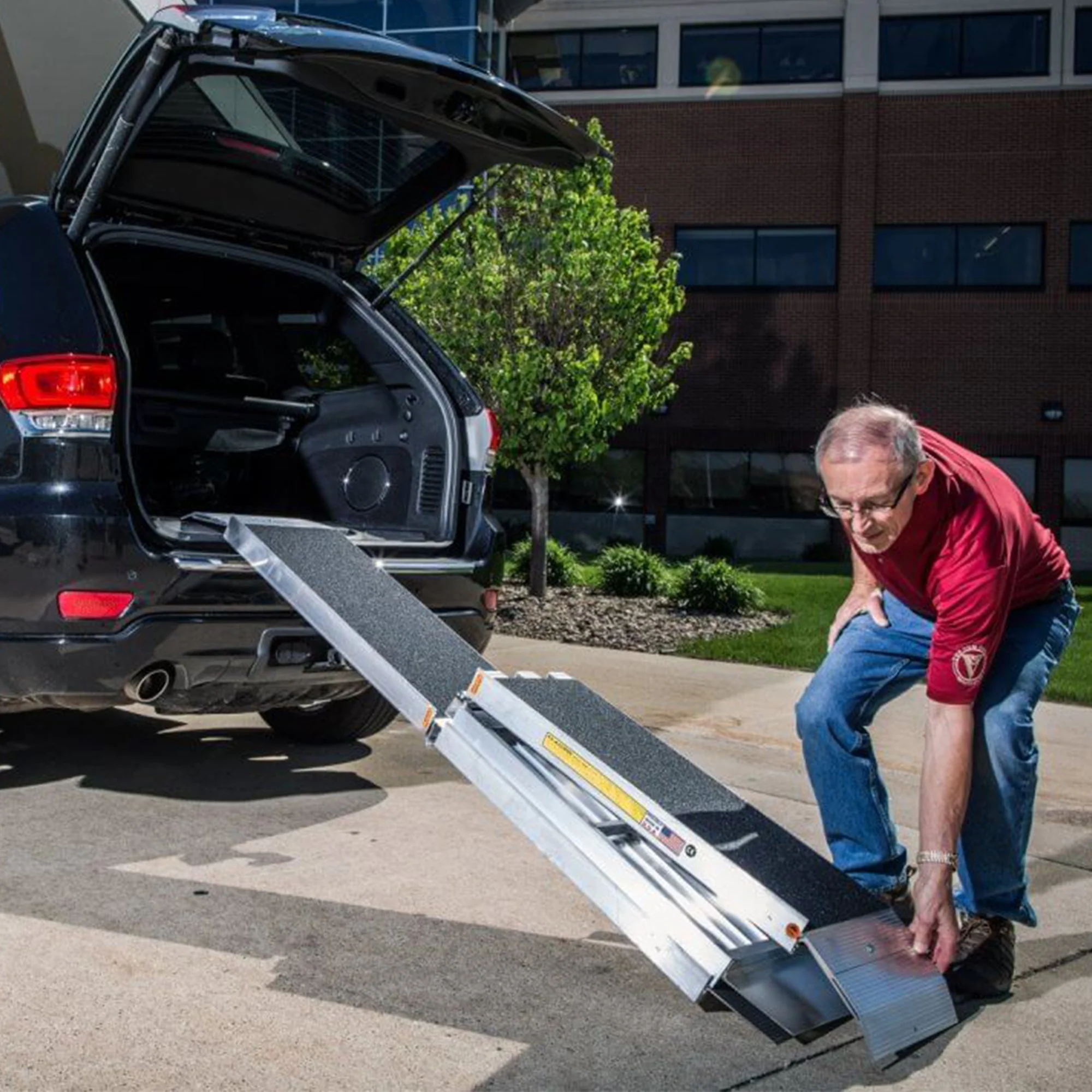 EZ-ACCESS SUITCASE 8 Foot TRIFOLD Portable Ramp with Surface That Resists Slips - Image 9