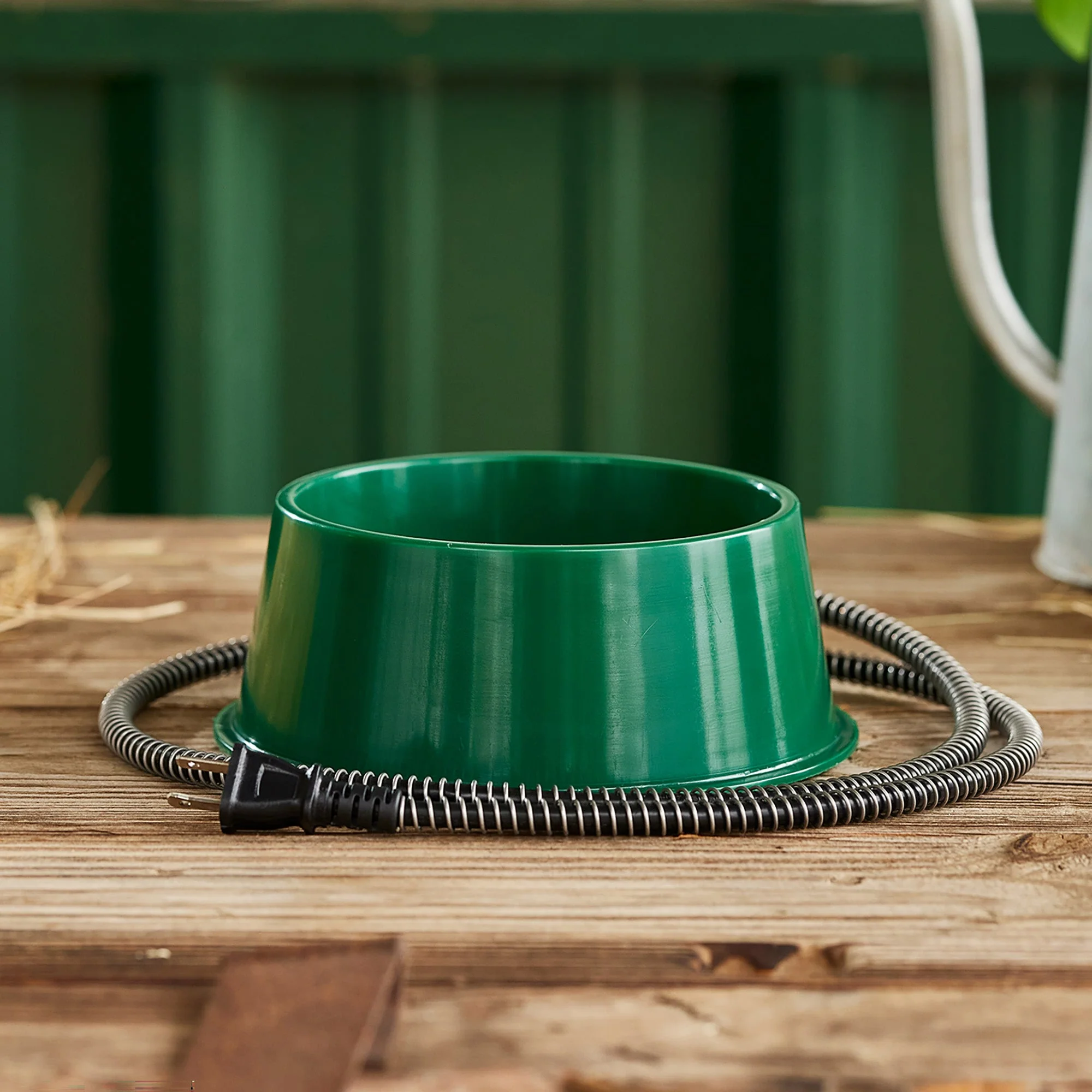 Farm Innovators QT 1 25 Watt 1 Qt Electric Heated Pet Water Bowl, Green (2 Pack) - Image 5
