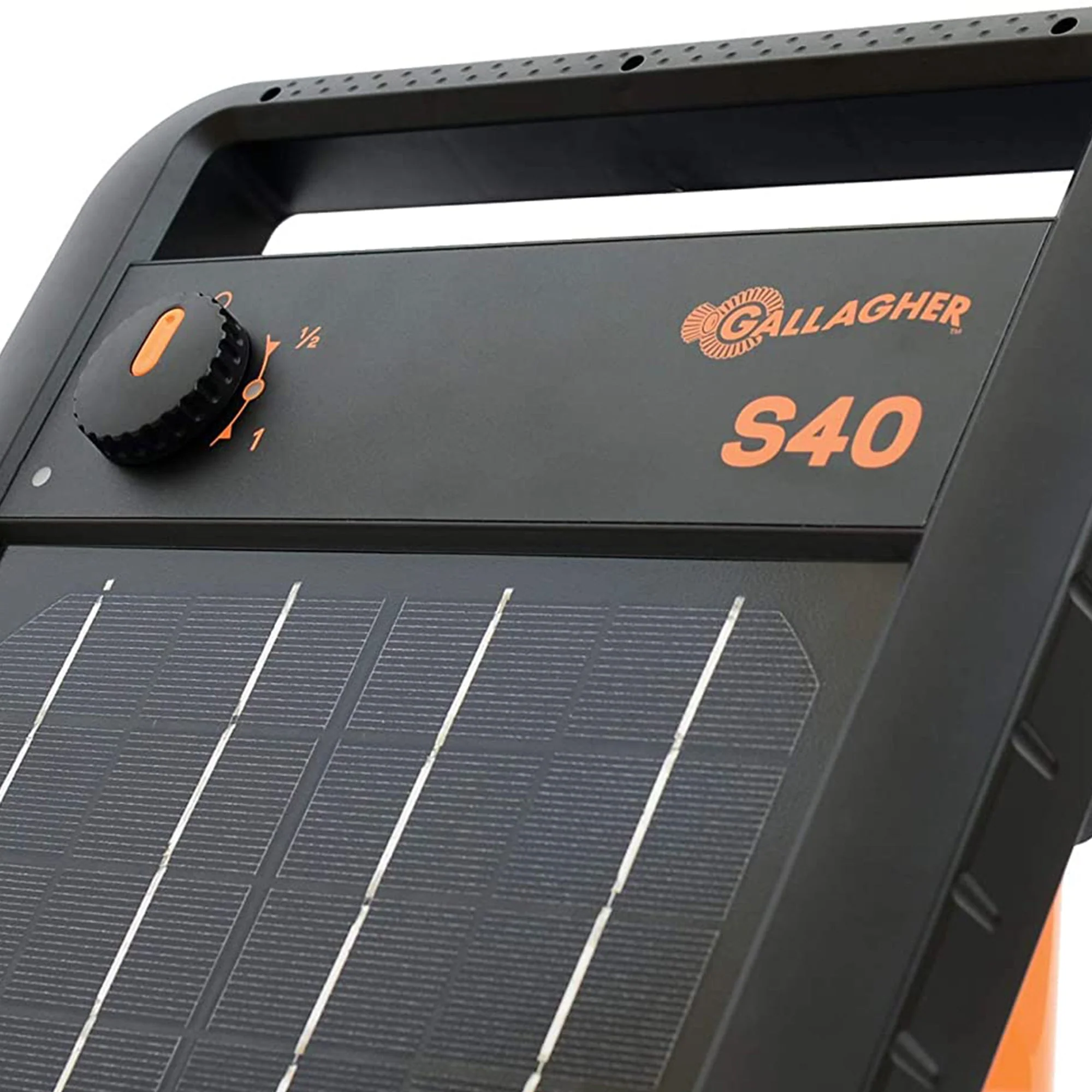 Gallagher Portable Solar Electric Fence Energizer with Solar Battery & Leadsets - Image 7