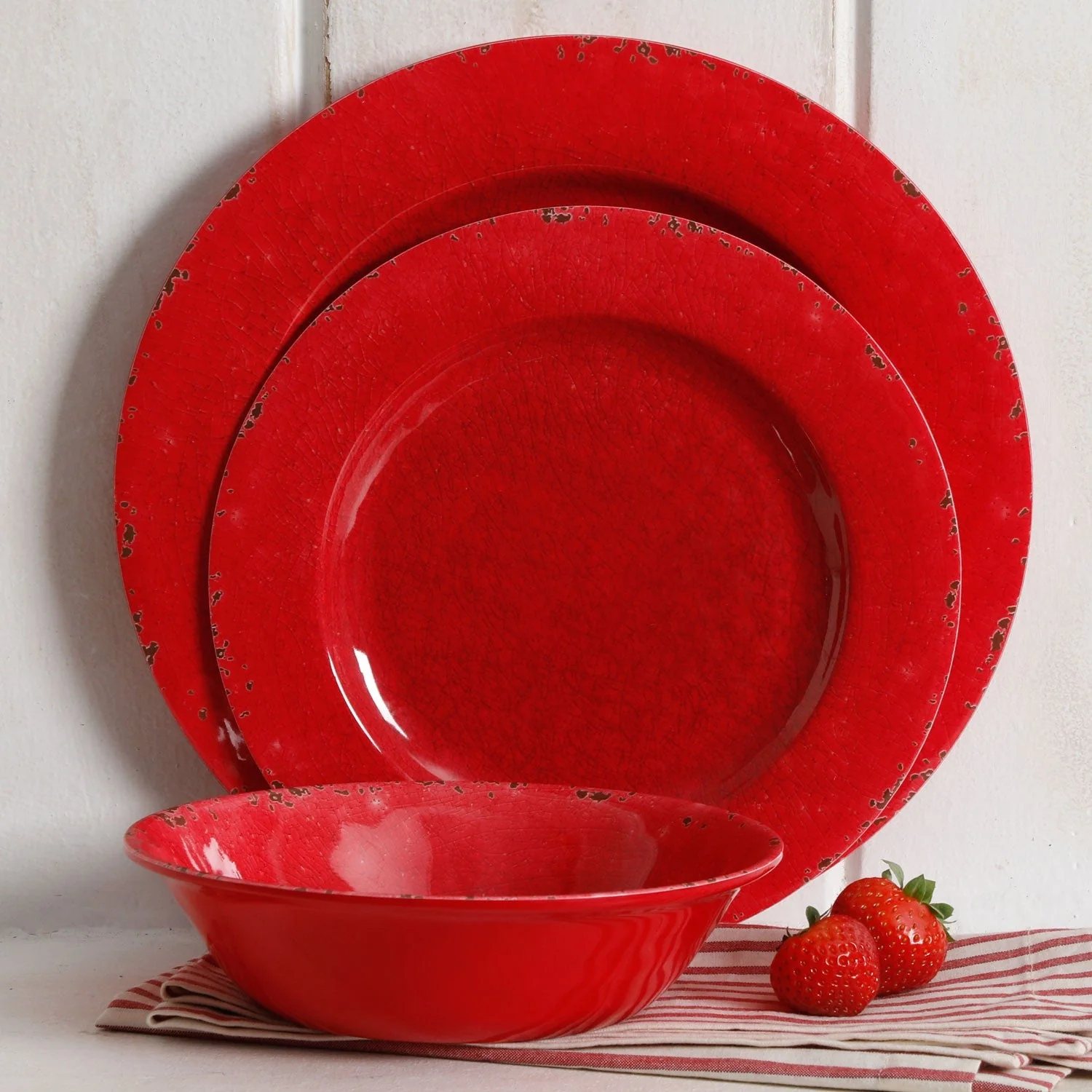Gibson Studio California Mauna 12-Piece Durable Melamine Dinnerware Set, Red - Image 8
