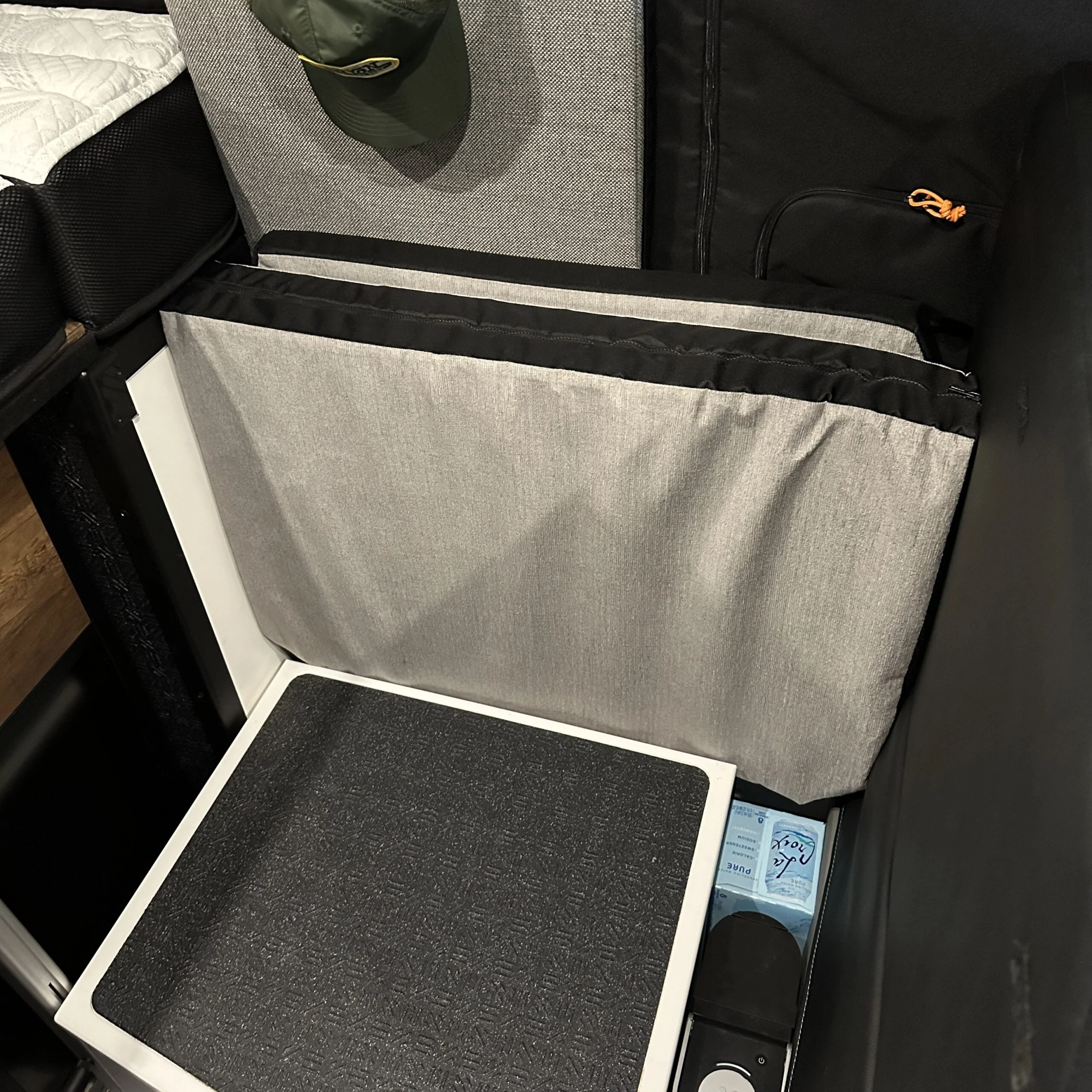 Groove Lounge Mattress Topper for the Storyteller - Image 22