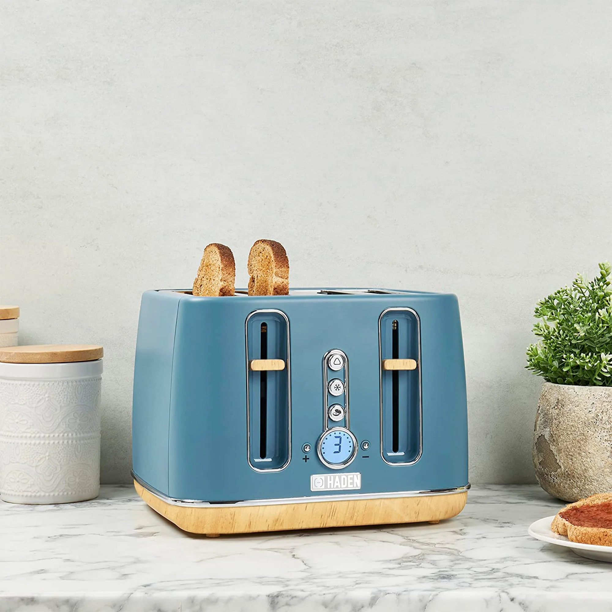 Haden Dorchester 4 Slice Wide Slot Retro Toaster with Control Knob, Stone Blue - Image 2