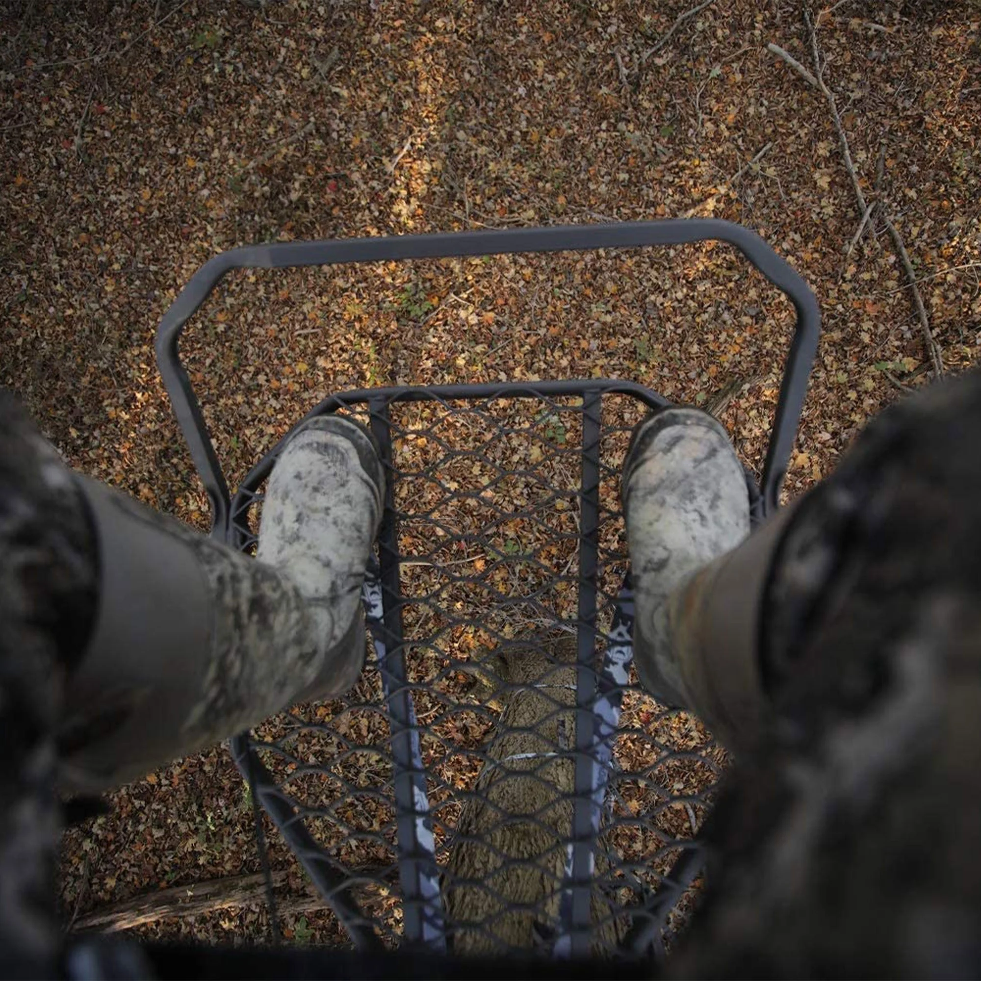 Hawk Helium Kickback LVL Hang-On Hunting Tree Stand with XL Seat & Platform - Image 6