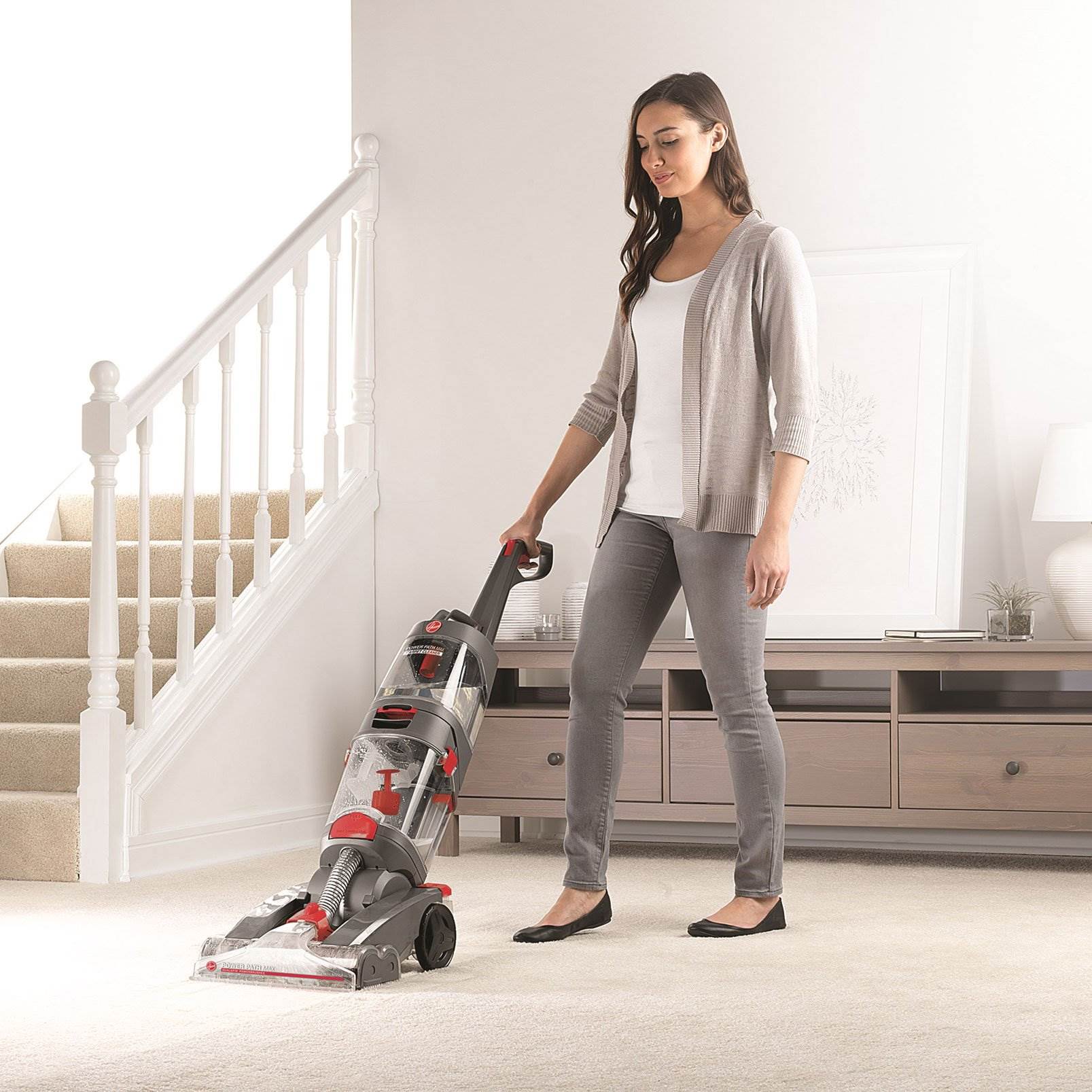 Hoover 1 Gal Dual Power Upright Carpet Vac & Upholstery Spot and Stain Cleaner - Image 7