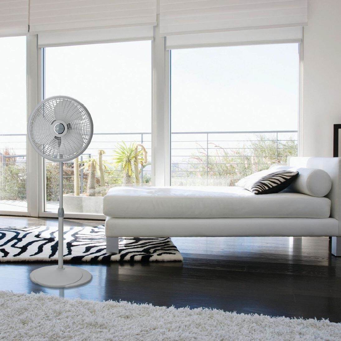 Lasko 16 Inch 3 Speed Adjustable Oscillating Air Performance Pedestal Floor Fan - Image 5