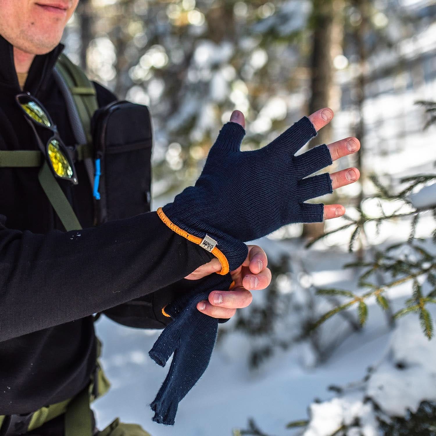 Lightweight Fingerless Wool Gloves - Image 10