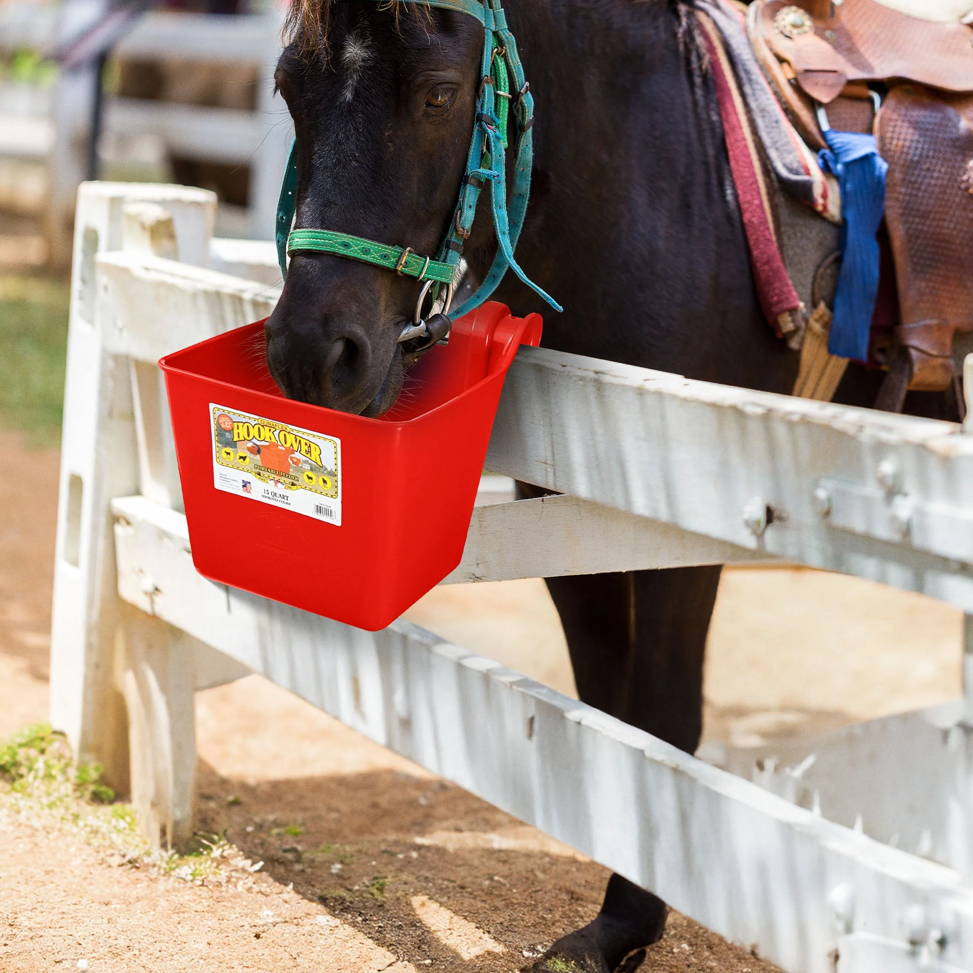 Little Giant 15 Quart Mountable Livestock & Pet Hook Over Bucket Feeder, Red - Image 5