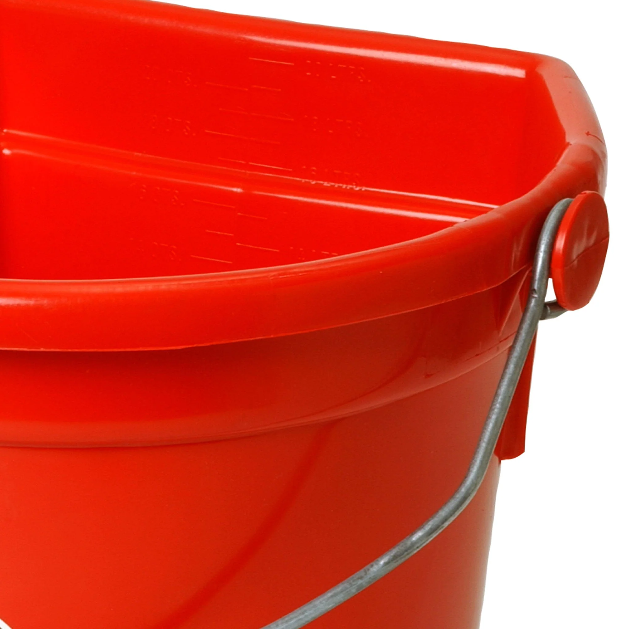 Little Giant 22 Quart Flat Durable Plastic Animal Feed Bucket w/ Knob Bail, Red - Image 3
