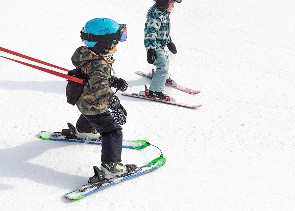 Lucky Bums Kids Ski Harness w/ Grip N' Guide Handle, 2 Leashes, & Backpack, Red - Image 5