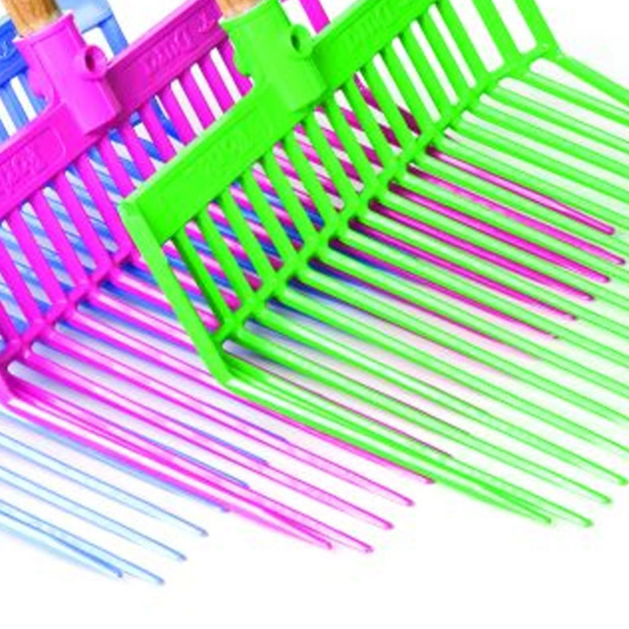 Miller Manufacturing PDF1A Set of 3 Plastic Little Giant DuraFork Bedding Forks - Image 7