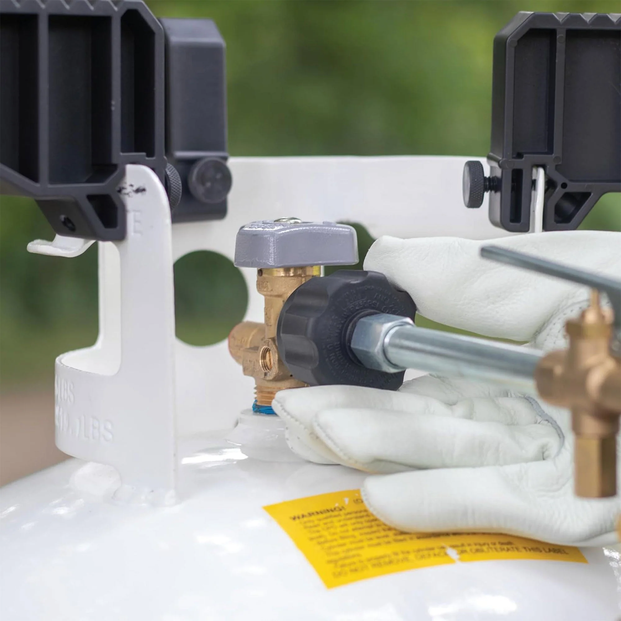 Mr. Heater Refillable Propane Tank Kit for Fuel Keg Refillable Propane Cylinder - Image 10