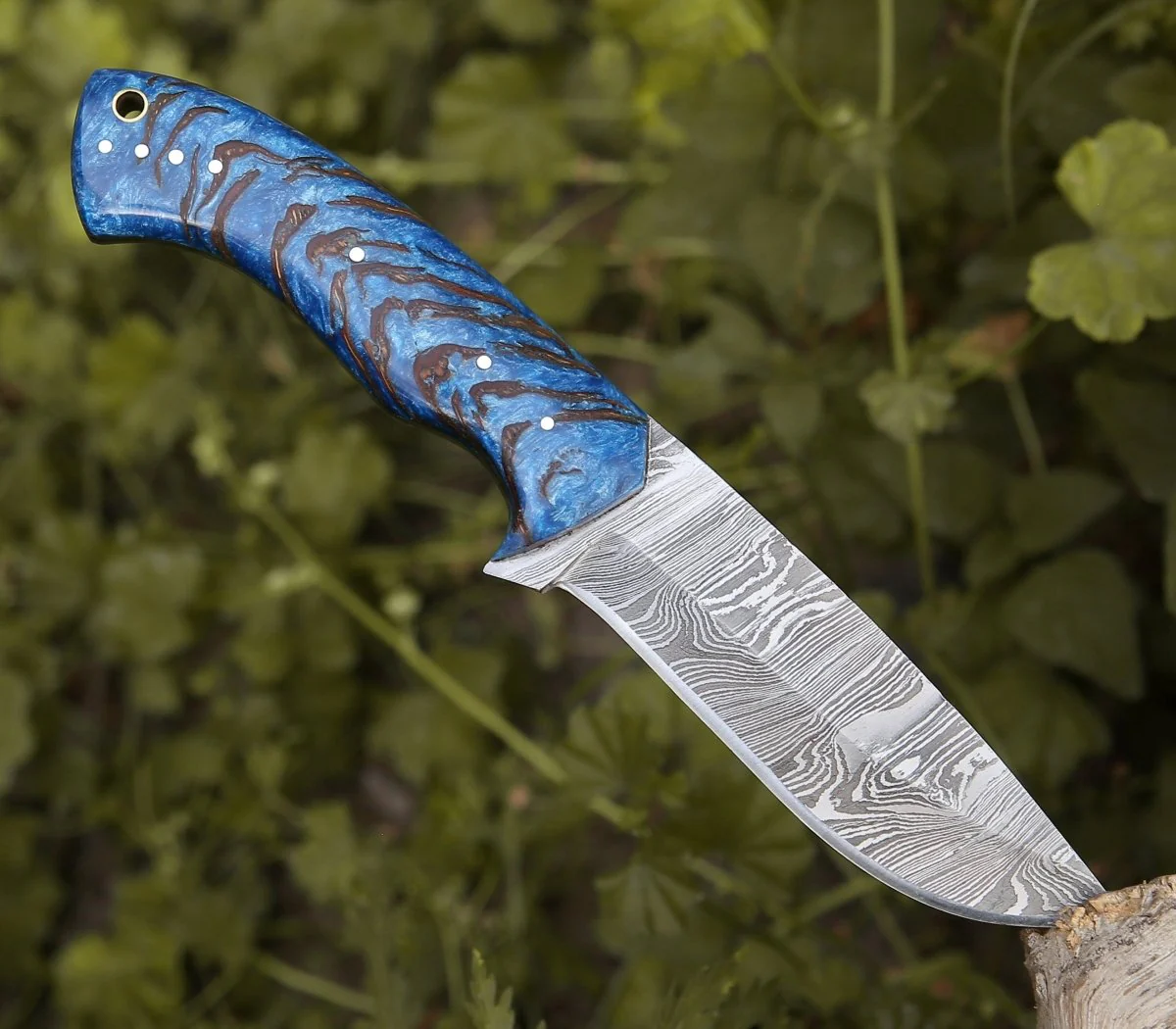 Odin Damascus Steel Knife with Pine Cone Handle - Image 4