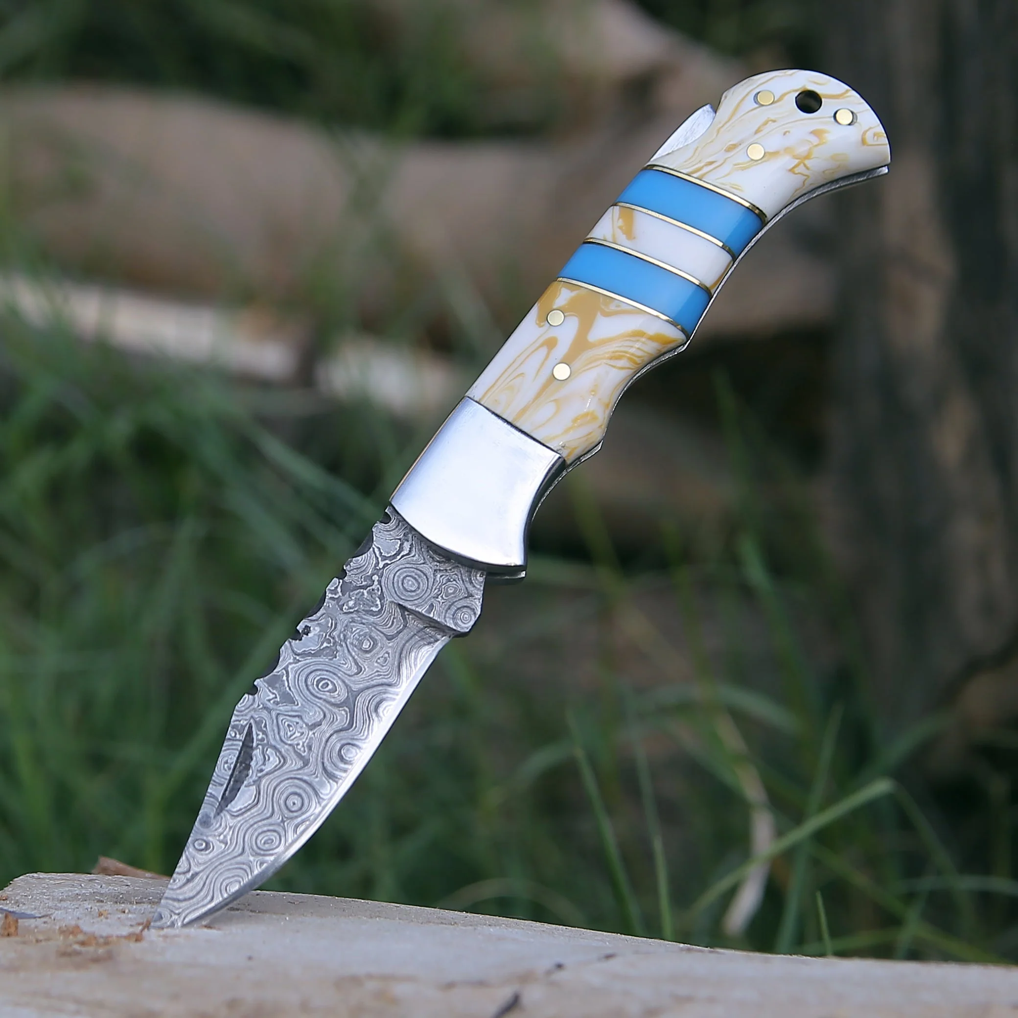 Orion Damascus Pocket Knife with Resin Handle - Image 8