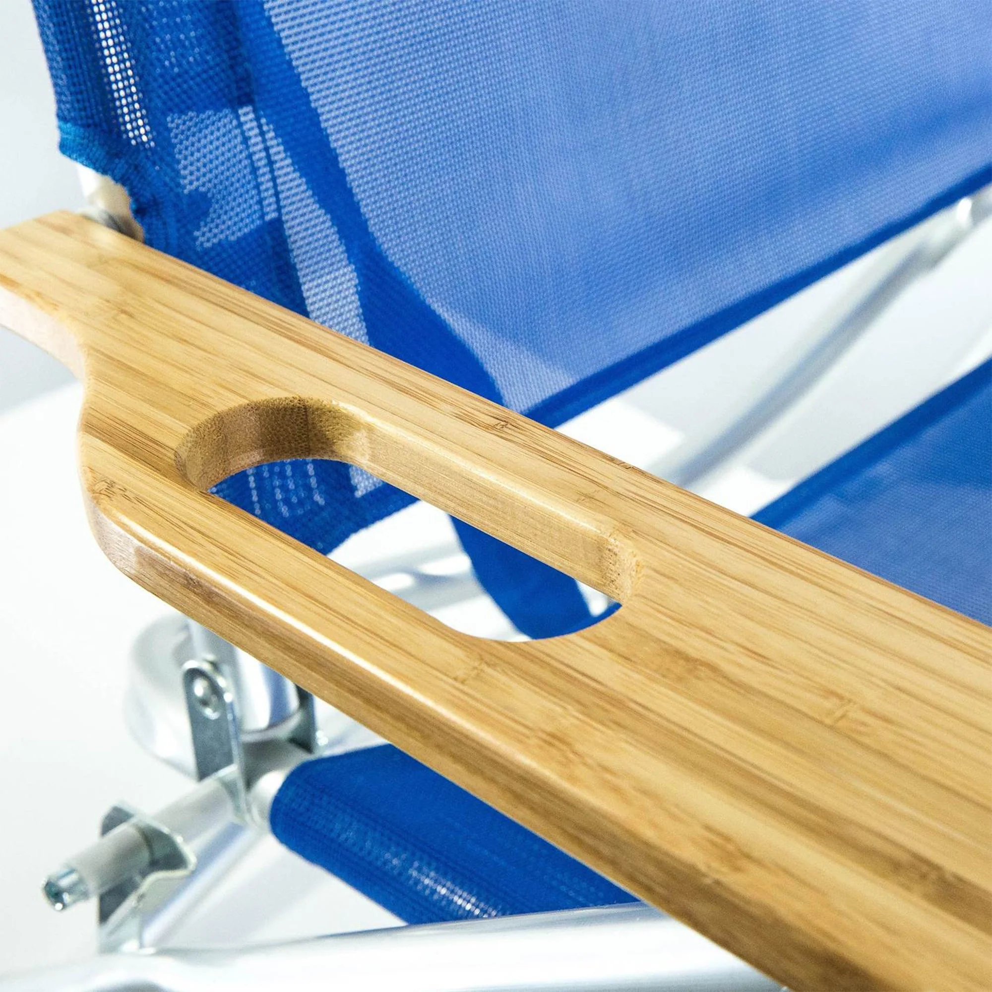 Ostrich 3N1 Reclining Chair and Ladies Comfort On-Your-Back Beach Chair, Blue - Image 6