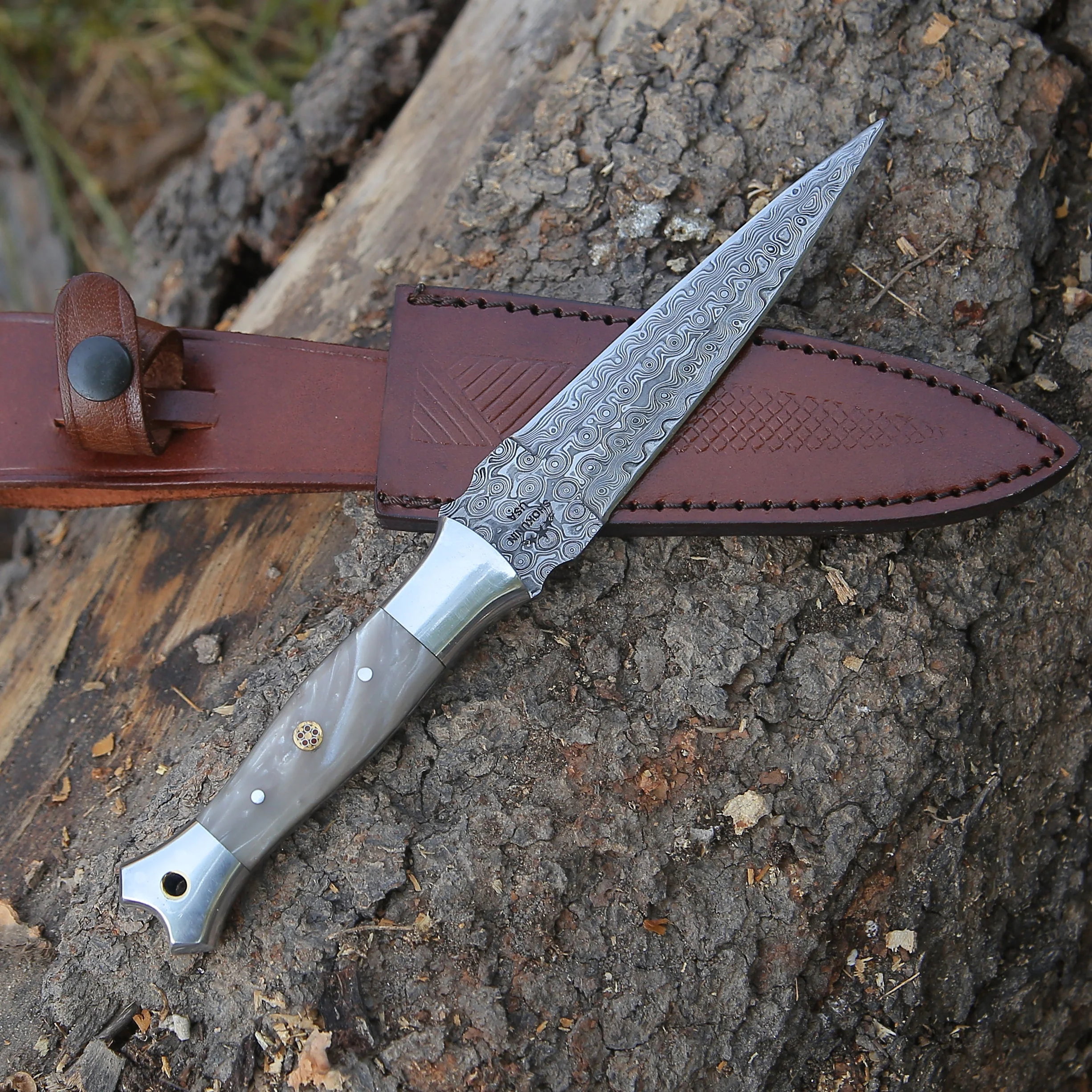 Prowler Damascus Fixed Blade Knife with Mother of Pearl Resin Handle - Image 3