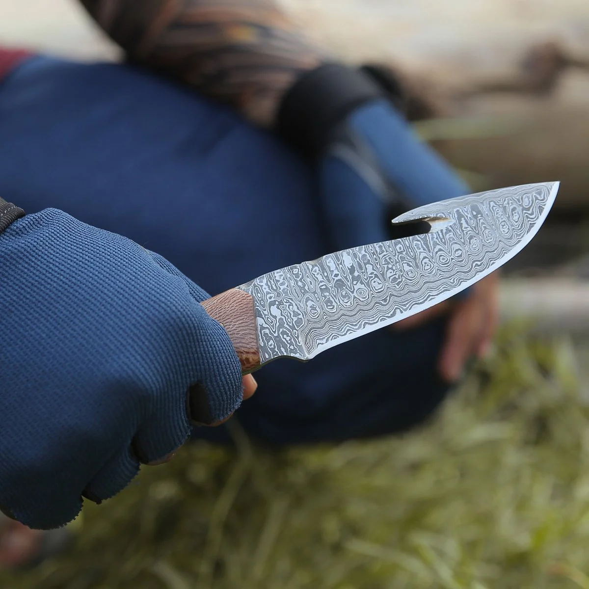 Python Damascus Gut Hook Knife with Leopard Wood - Image 2