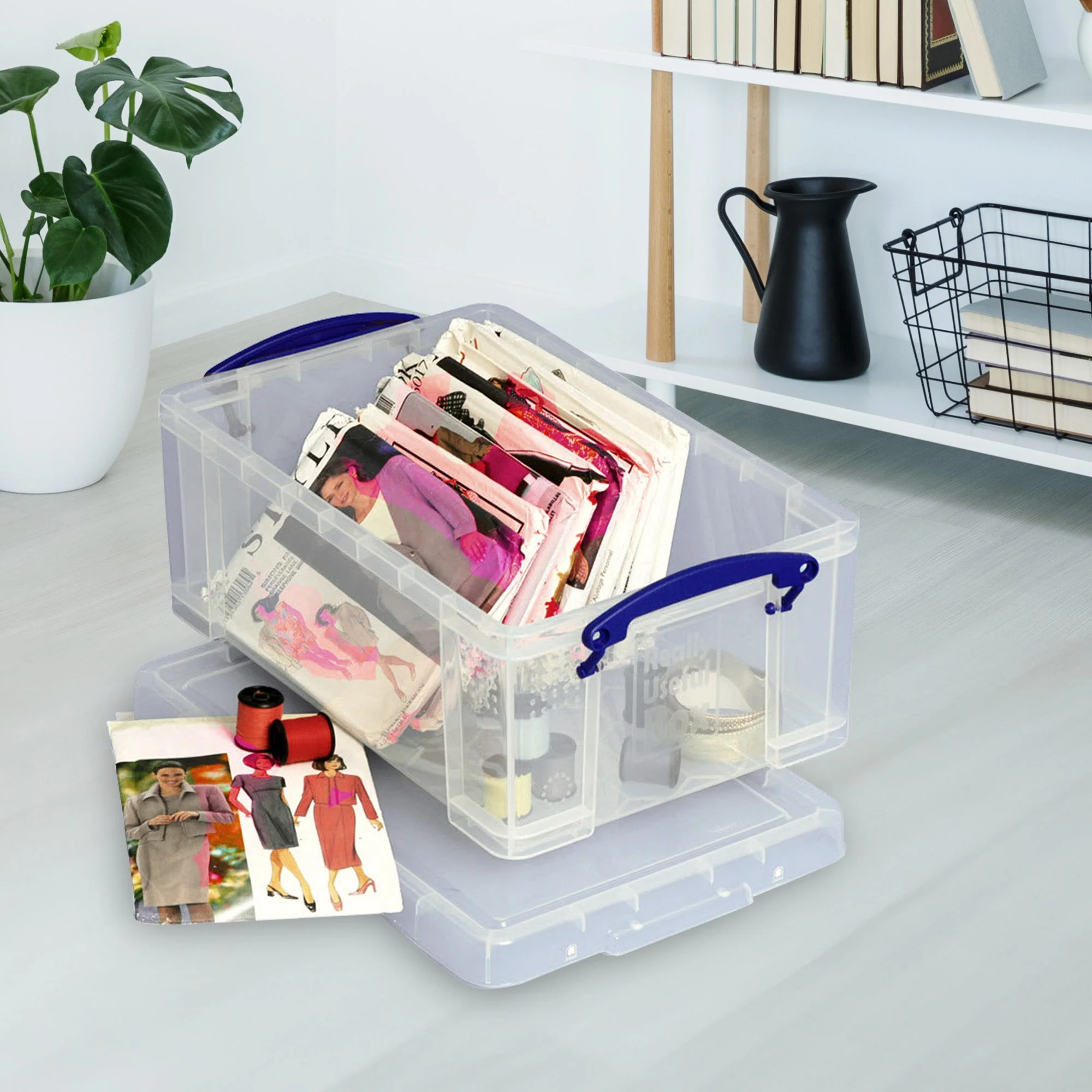Really Useful Box 9L Storage Container with Snap Lid & Clip Lock Handle (5 Pack) - Image 4