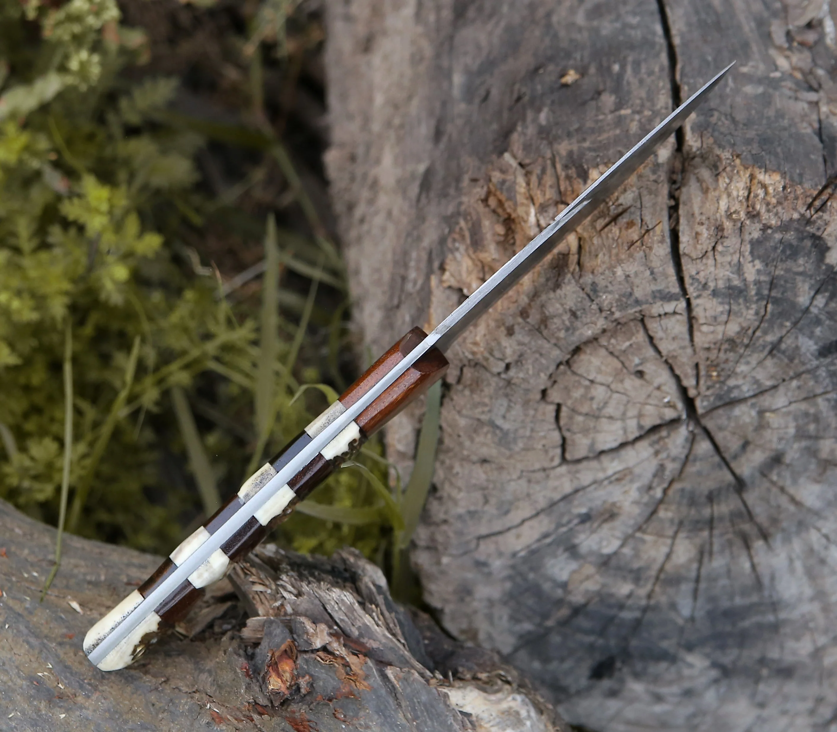 Sentinel Hunting Knife with Gut Hook & Mosaic Handle - Image 5