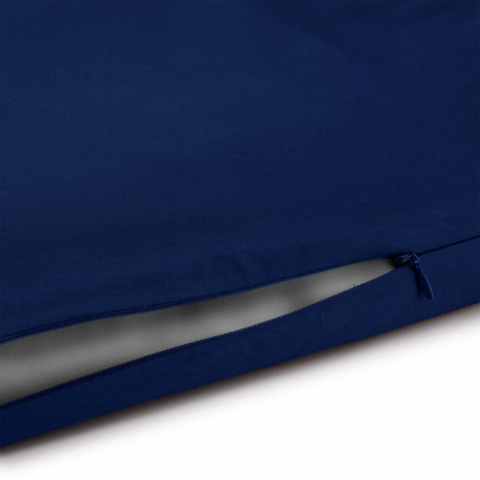 Sleepgram Supima 400 Thread Count Cotton Duvet Cover with Travel Bag, King, Blue - Image 4