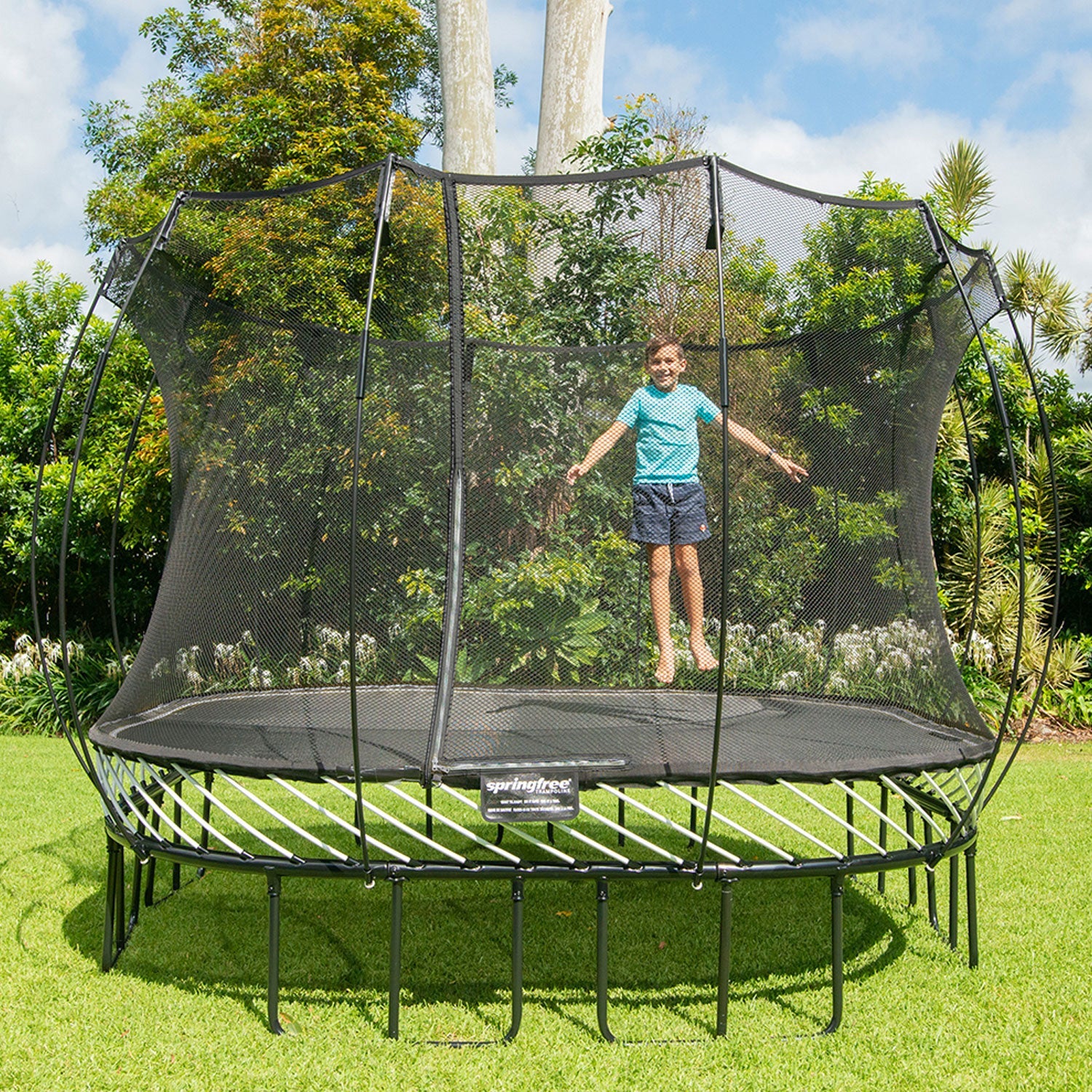 Springfree Outdoor Square 11 Foot Trampoline, Enclosure, Hoop Game, and Ladder - Image 10