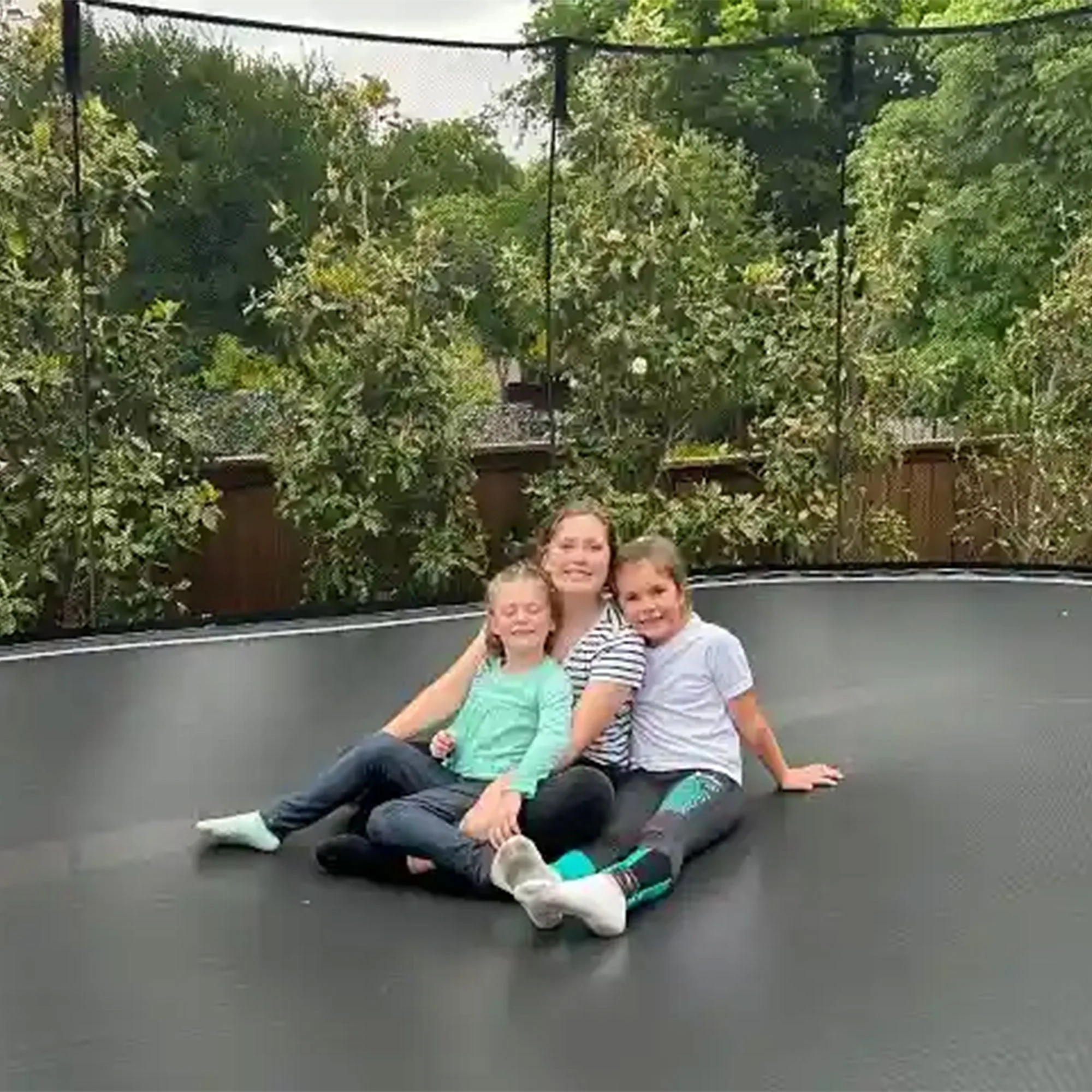 Springfree Trampoline 12'x19' Jumbo Oval Trampoline with 22'x29' Space Required - Image 5
