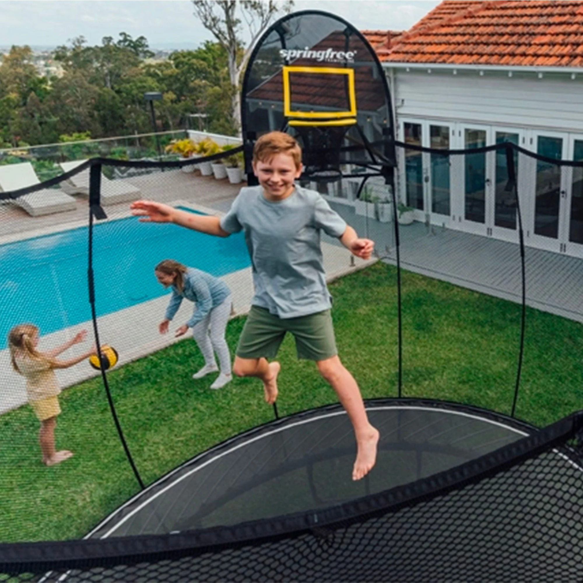 Springfree Trampoline Kids Outdoor Large Oval 8 x 13' Trampoline with Enclosure - Image 5