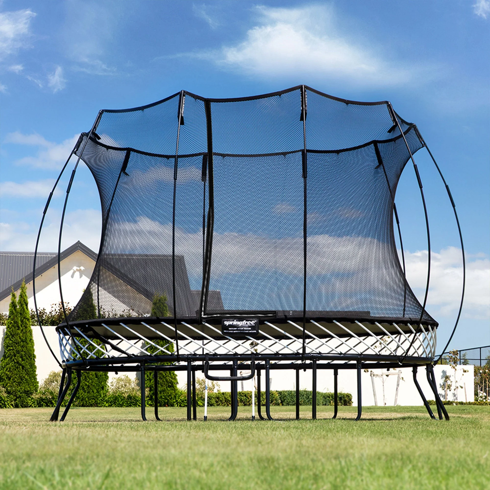 Springfree Trampoline Kids Outdoor Medium Oval 8 x 11' Trampoline with Enclosure - Image 7