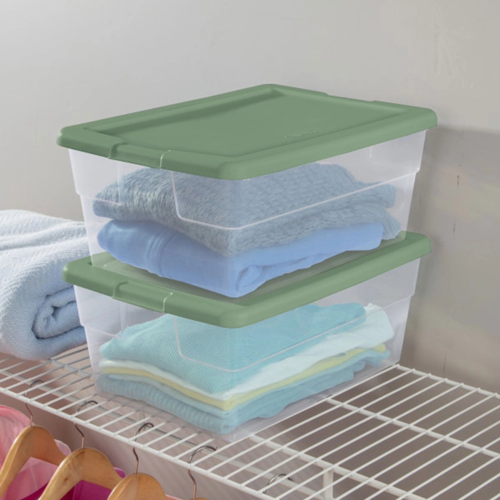 Sterilite 16 Qt Clear Plastic Storage Tote Home Organizer Bins w/Lid (24 Pack) - Image 4