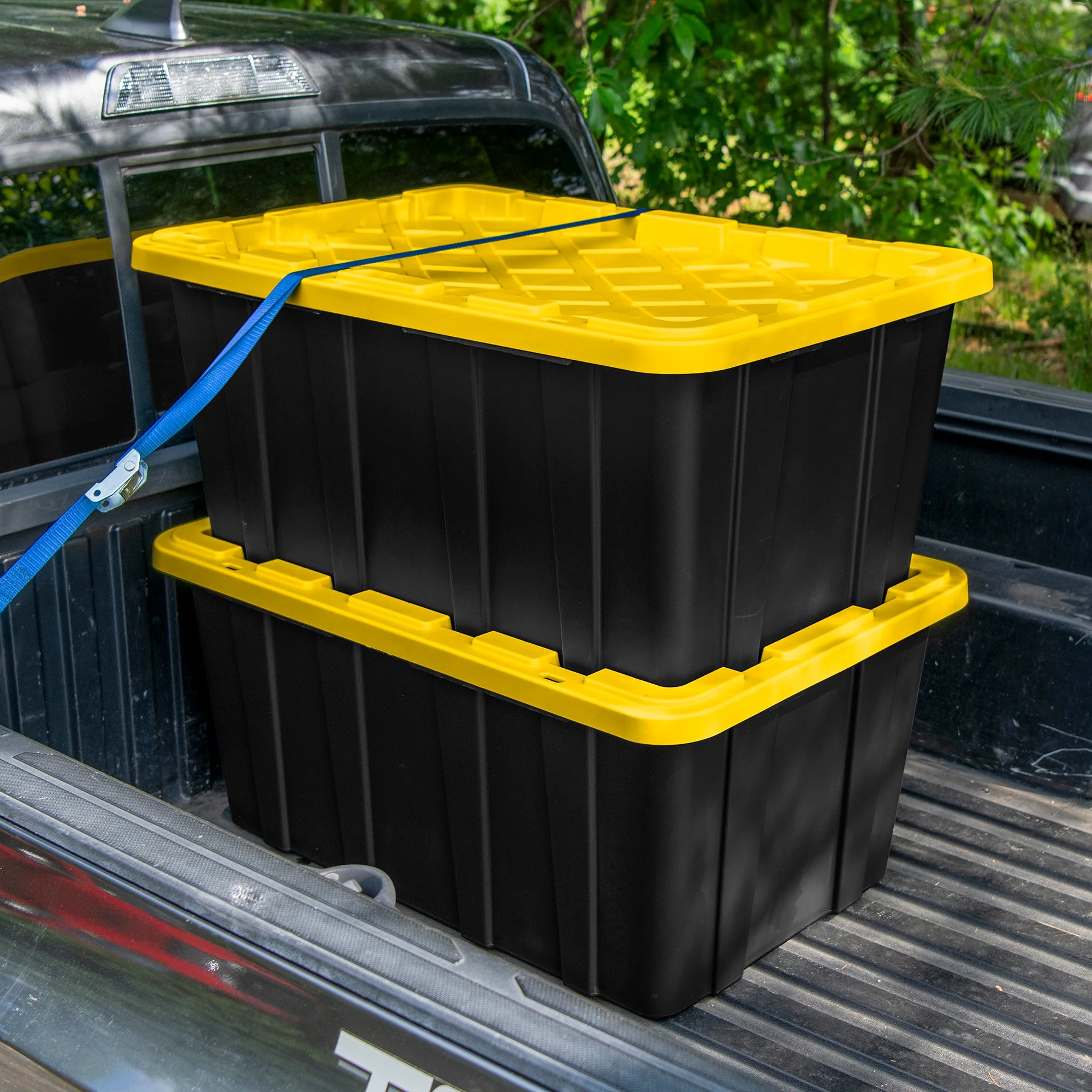 Sterilite 38 Gallon Industrial Stackable Storage Tote Lidded Containers, 4 Pack - Image 7