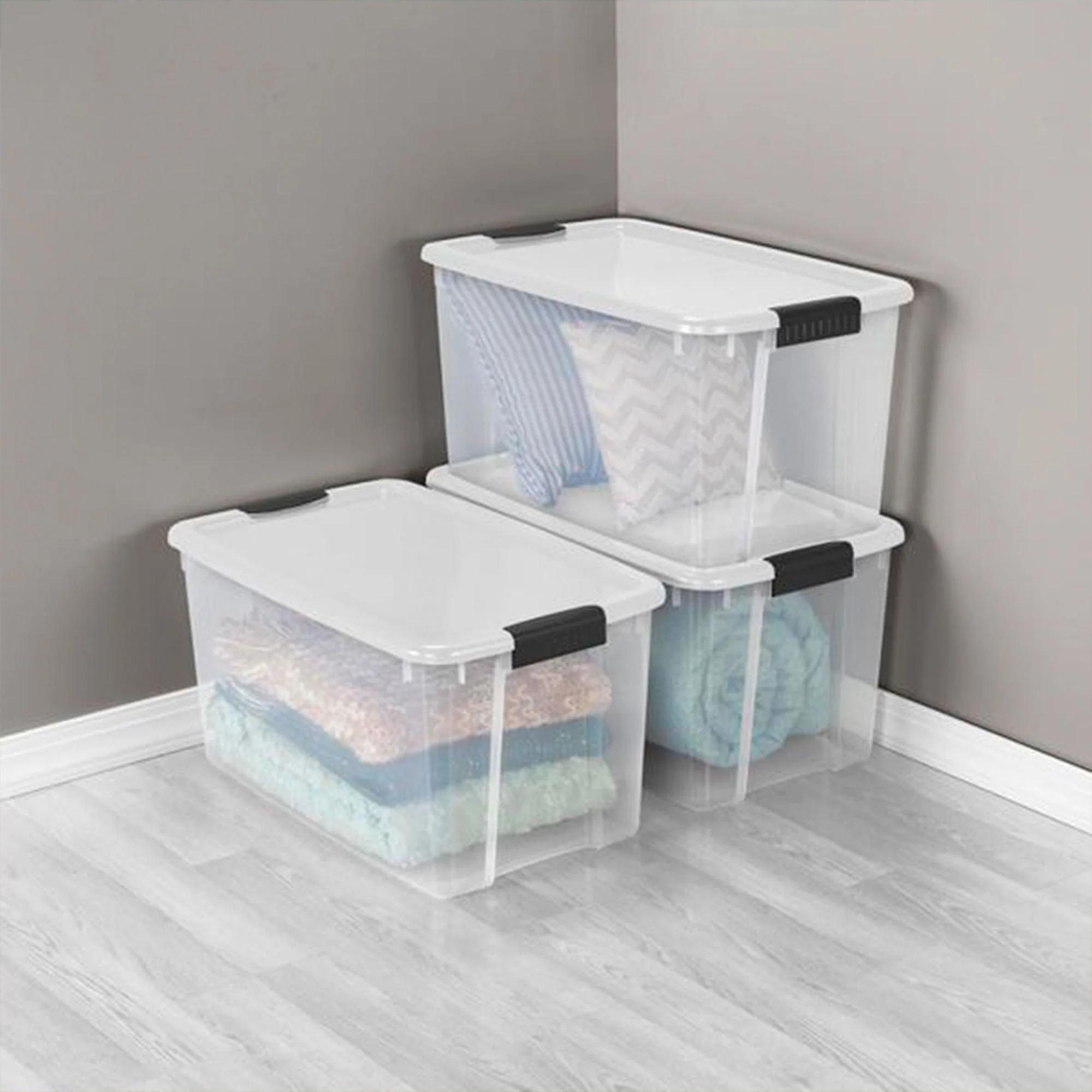 Sterilite 4 Sets of 70 Quart Latch Lid Tote & 6 Sets of 18 Quart Latch Lid Tote - Image 5