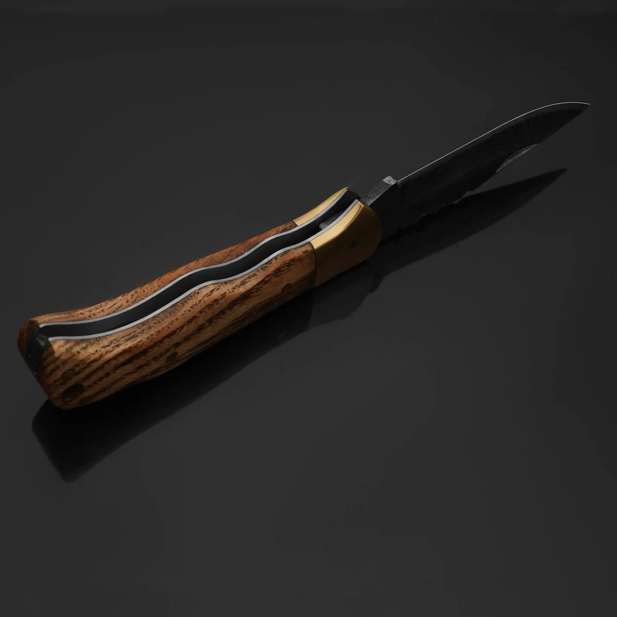 Vanguard Damascus Folding Knife with Charred Oak Handle - Image 6