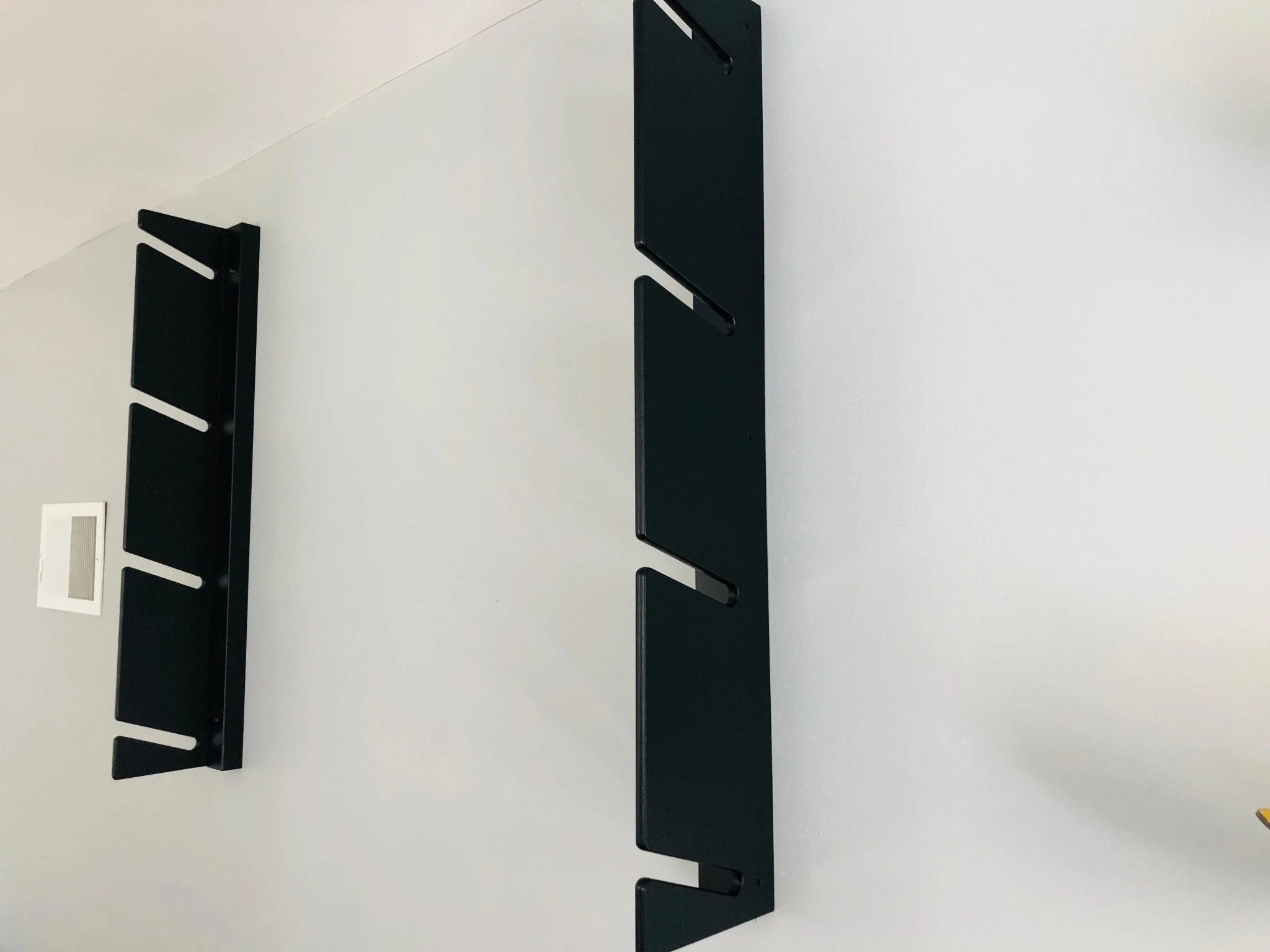 Wall-Mounted Ski Rack - Image 8